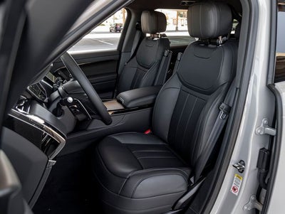 2026 Land Rover Range Rover Sport SE