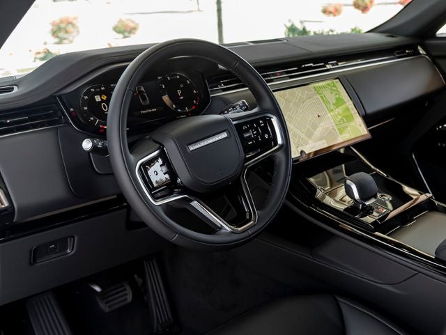 2026 Land Rover Range Rover Sport SE