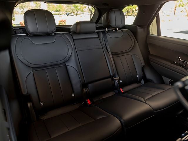 2026 Land Rover Range Rover Sport SE