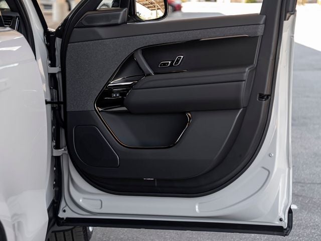 2026 Land Rover Range Rover Sport SE