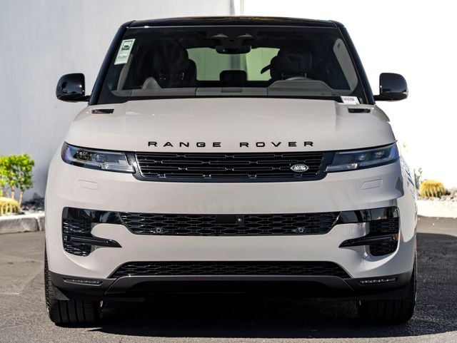 2026 Land Rover Range Rover Sport SE