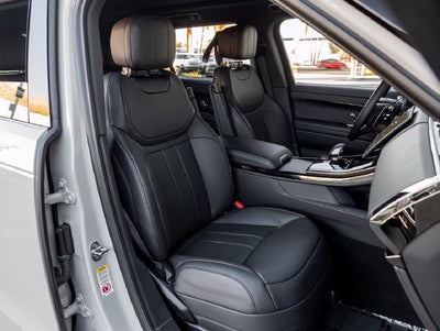 2026 Land Rover Range Rover Sport SE