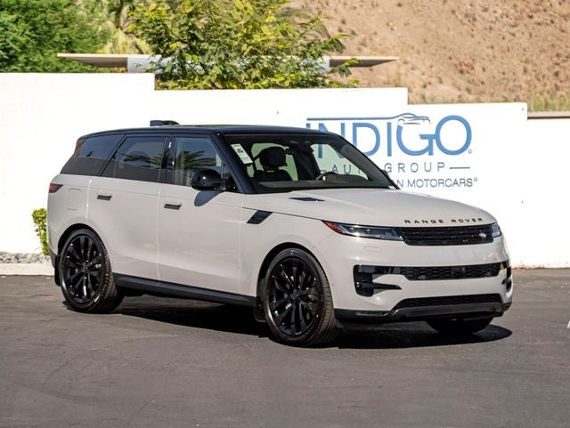 2026 Land Rover Range Rover Sport SE
