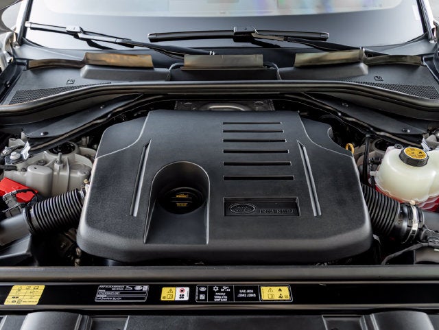 2026 Land Rover Range Rover Sport SE