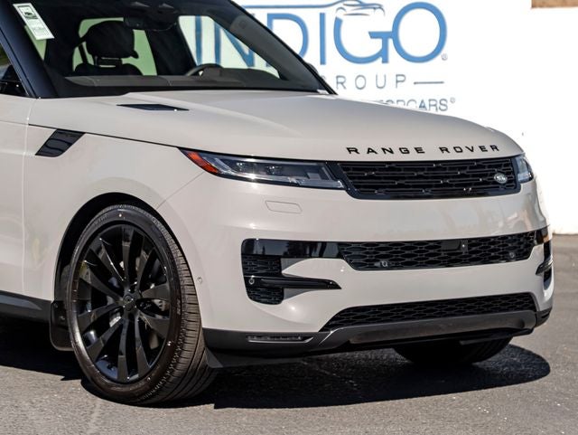 2026 Land Rover Range Rover Sport SE