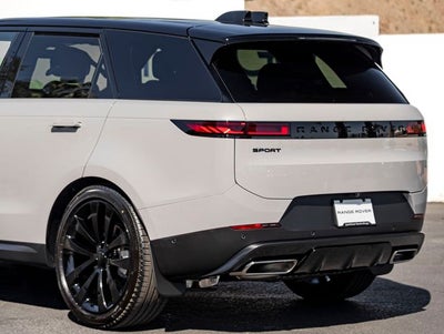 2026 Land Rover Range Rover Sport SE