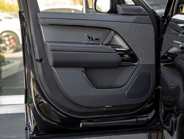 2027 Land Rover Range Rover Sport SE