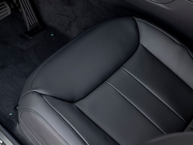 2027 Land Rover Range Rover Sport SE