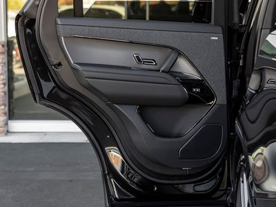 2027 Land Rover Range Rover Sport SE