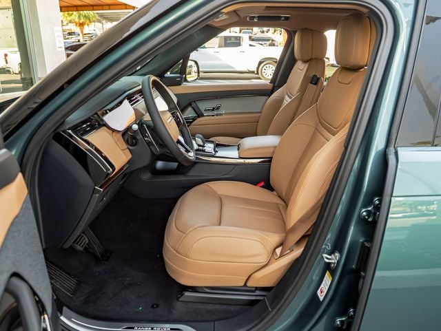2026 Land Rover Range Rover Sport SE
