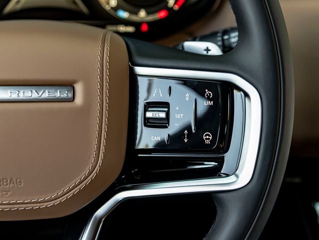 2026 Land Rover Range Rover Sport SE