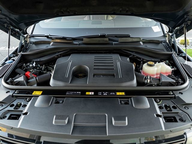 2026 Land Rover Range Rover Sport SE