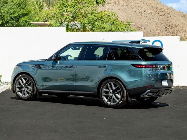 2026 Land Rover Range Rover Sport SE