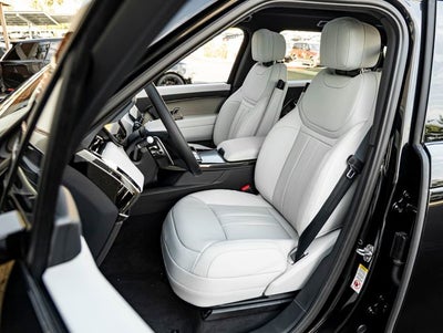 2026 Land Rover Range Rover Sport SE