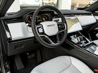 2026 Land Rover Range Rover Sport SE