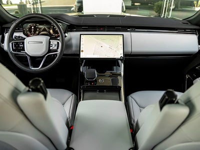 2026 Land Rover Range Rover Sport SE