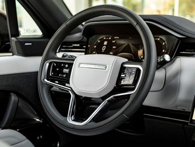 2026 Land Rover Range Rover Sport SE