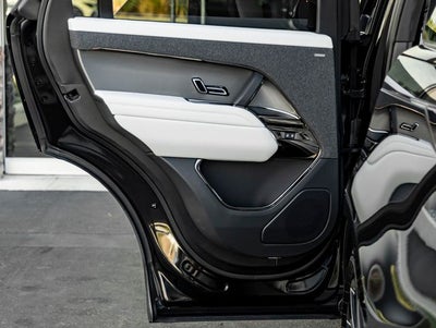 2026 Land Rover Range Rover Sport SE