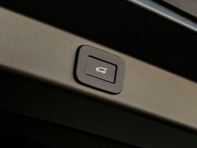 2026 Land Rover Range Rover Sport SE