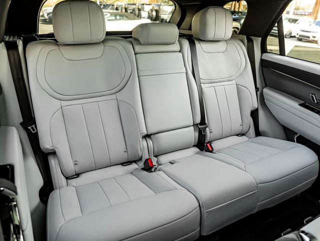 2026 Land Rover Range Rover Sport SE