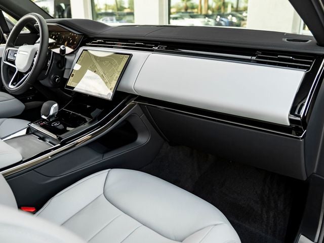 2026 Land Rover Range Rover Sport SE