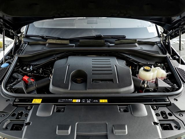 2026 Land Rover Range Rover Sport SE