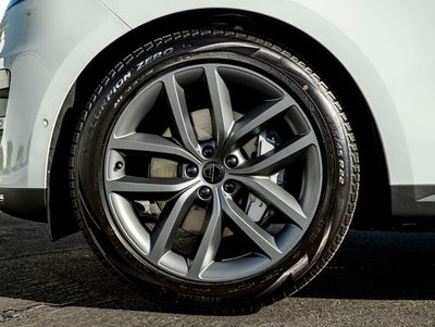 2027 Land Rover Range Rover Sport SE
