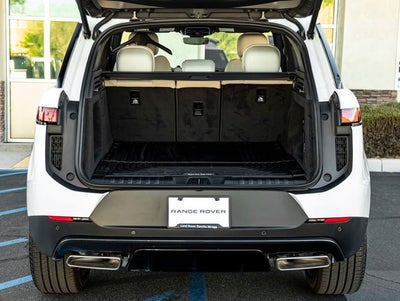 2027 Land Rover Range Rover Sport SE