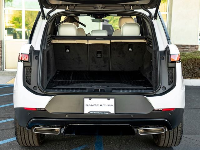 2027 Land Rover Range Rover Sport SE