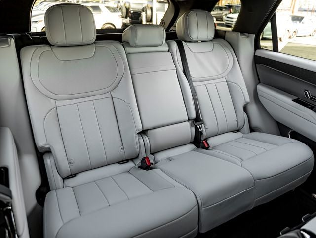 2027 Land Rover Range Rover Sport SE
