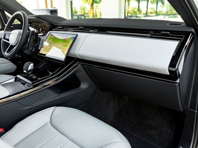 2027 Land Rover Range Rover Sport SE