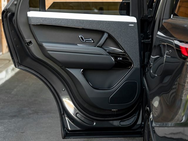 2027 Land Rover Range Rover Sport Plug-in Hybrid Base