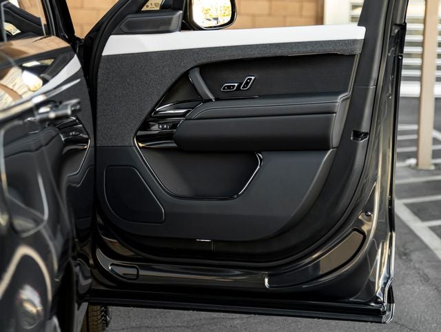 2027 Land Rover Range Rover Sport Plug-in Hybrid Base