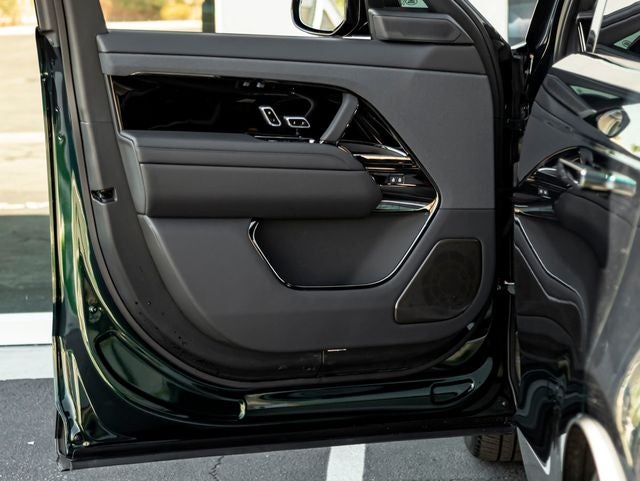 2026 Land Rover Range Rover Sport SV