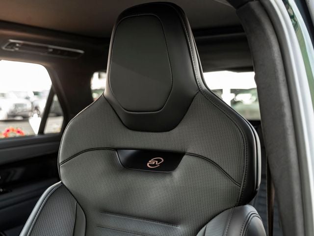 2026 Land Rover Range Rover Sport SV