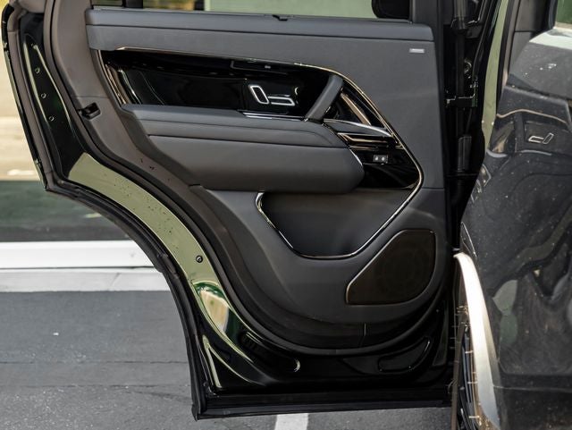 2026 Land Rover Range Rover Sport SV