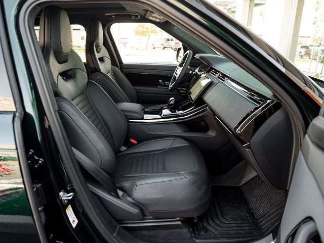 2026 Land Rover Range Rover Sport SV