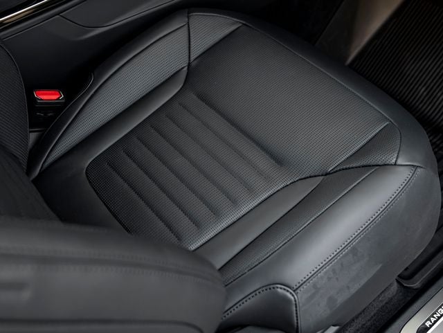 2026 Land Rover Range Rover Sport SV