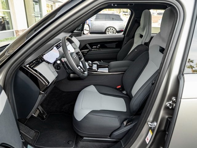 2026 Land Rover Range Rover Sport SV