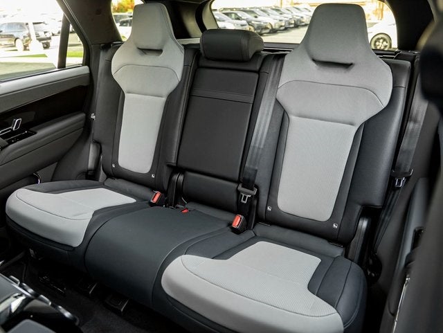 2026 Land Rover Range Rover Sport SV