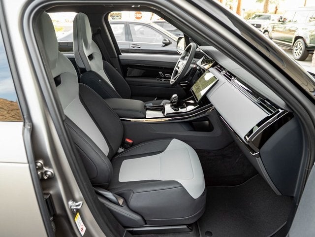 2026 Land Rover Range Rover Sport SV