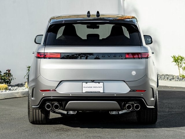 2026 Land Rover Range Rover Sport SV