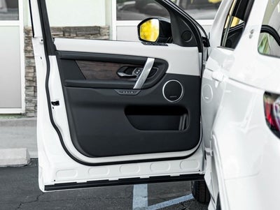 2025 Land Rover Discovery Sport S