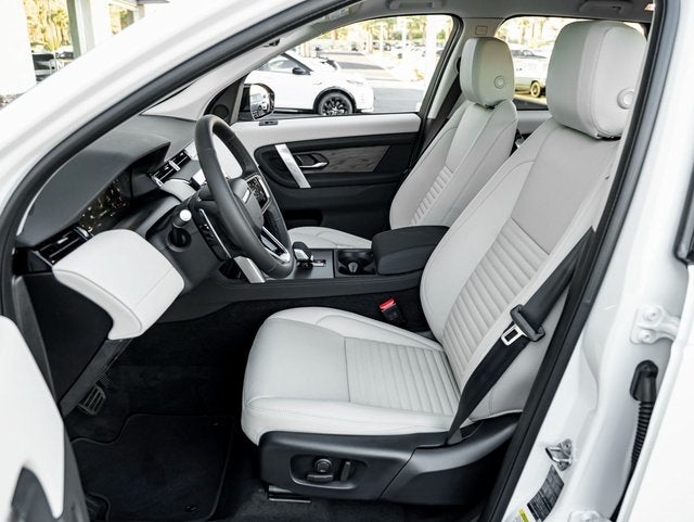 2025 Land Rover Discovery Sport S