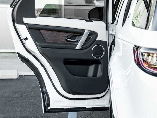 2025 Land Rover Discovery Sport S