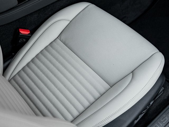 2025 Land Rover Discovery Sport S