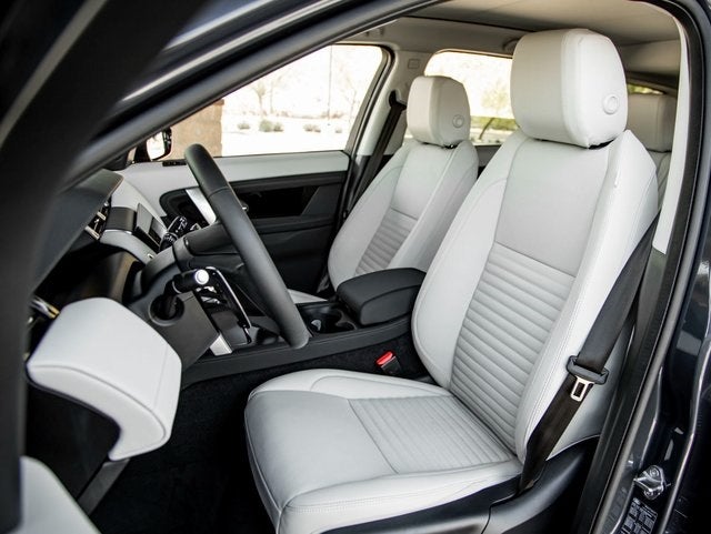 2024 Land Rover Discovery Sport S