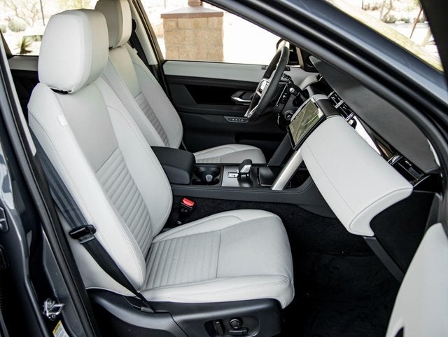 2024 Land Rover Discovery Sport S