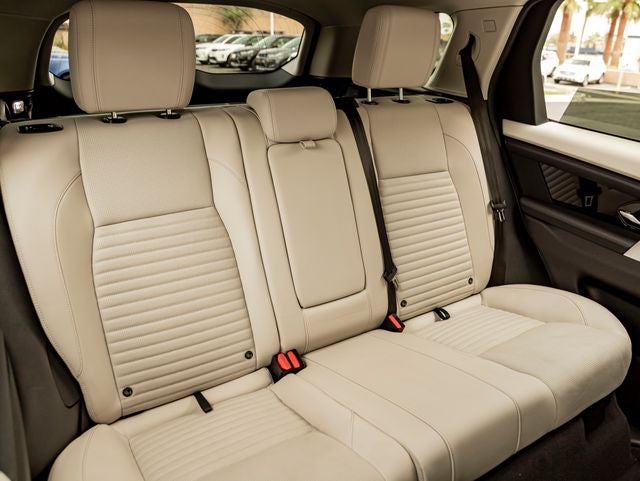 2024 Land Rover Discovery Sport S