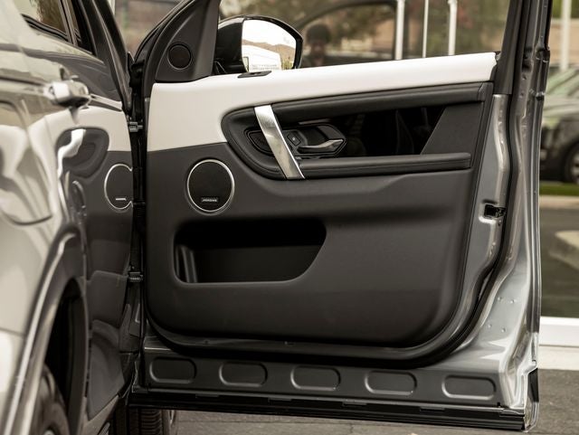 2024 Land Rover Discovery Sport S